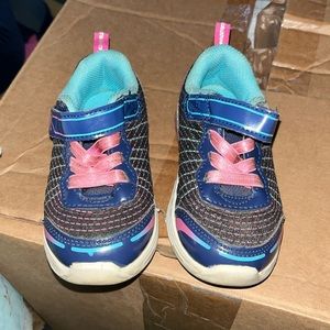 Light-up Size 9 Toddler Girl Sneakers